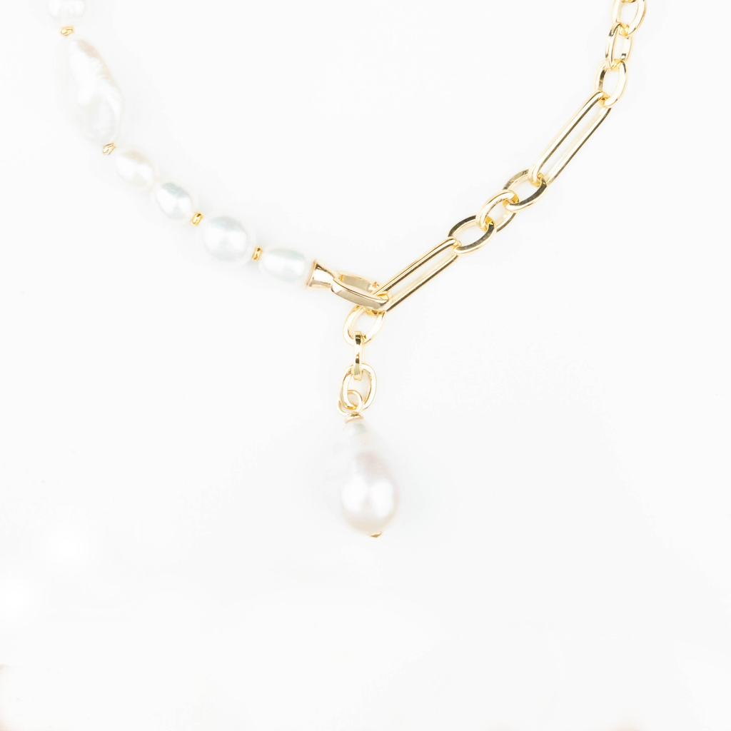 CHUNKY HALF PEARL NECKLACE – shelleytaylor