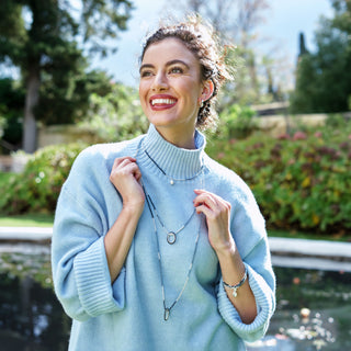 SILVER WINTER BLUE HAYLEY NECKLACE (WITH PEARL CHARM)