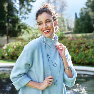 SILVER WINTER BLUE HAYLEY NECKLACE