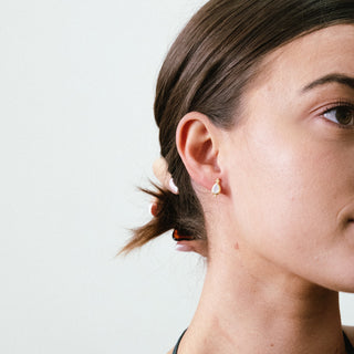 GEMSTONE DETAILED STUD