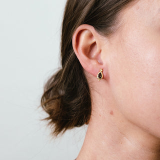 GEMSTONE DETAILED STUD