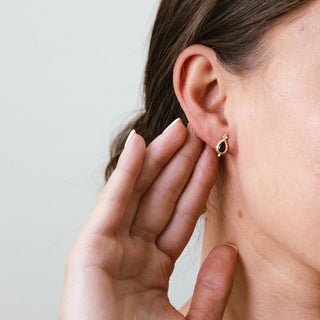 GEMSTONE DETAILED STUD