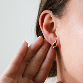 GEMSTONE DETAILED STUD