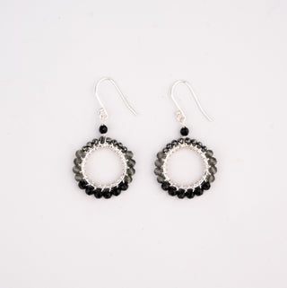 ONYX OMBRE ROUND EARRINGS