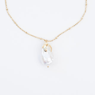 SIMPLE BAROQUE PEARL NECKLACE