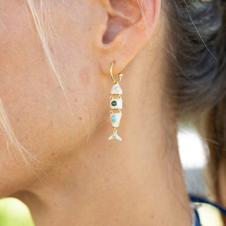 WHITE COASTAL GLOW EARRINGS
