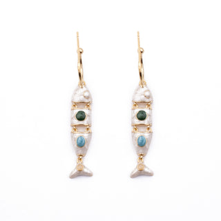 WHITE COASTAL GLOW EARRINGS