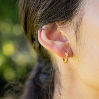 GOLD ROUND CZ HUGGIES