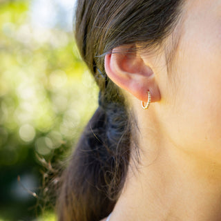 THIN GOLD CZ HUGGIES
