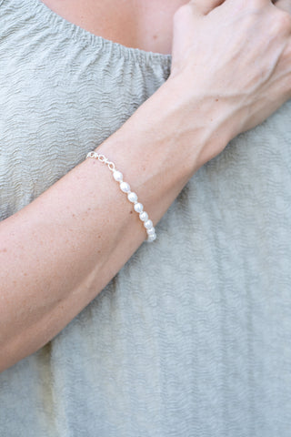 SILVER HALF PEARL BRACELET