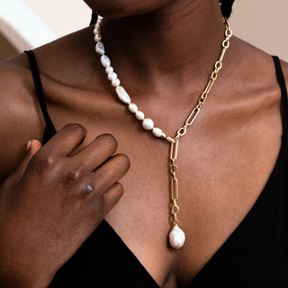 CHUNKY HALF PEARL NECKLACE