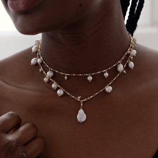 VILMA PEARL NECKLACE