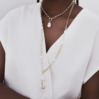 MAGGIE PEARL NECKLACE