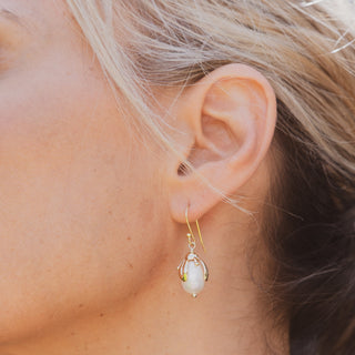 PEARL PETAL EARRINGS