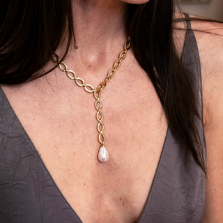 CHUNKY BAROQUE PEARL NECKLACE