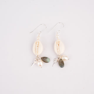 PEARL COWRIE SHELL EARRING SILVER