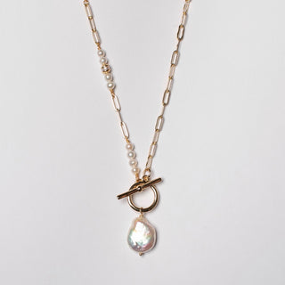 STAGGERED PEARL BOX CHAIN NECKLACE